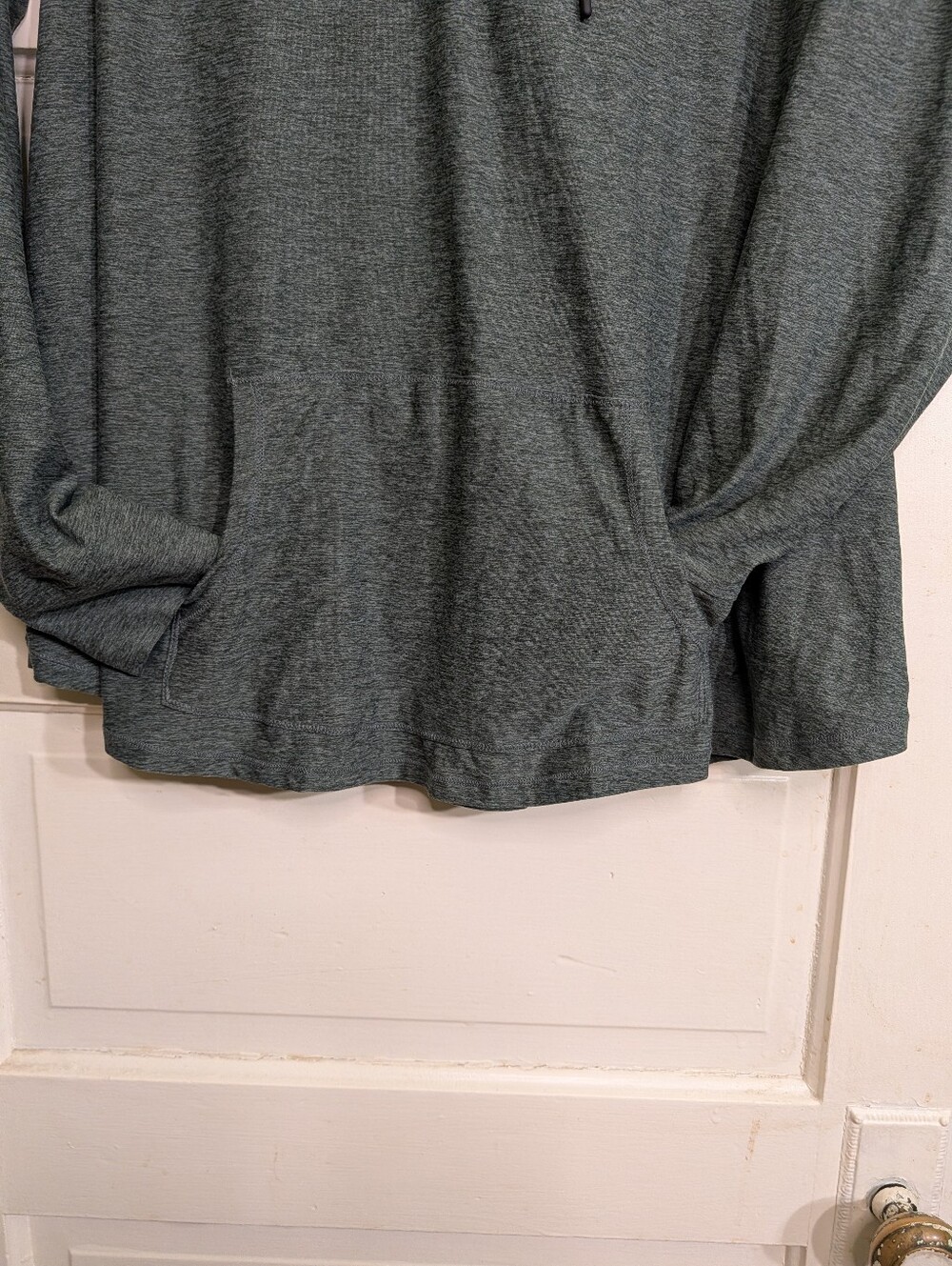 We Wander 2X Heather Gray Lightweight Hooded V-Neck Pullover - Picture 4 of 10
